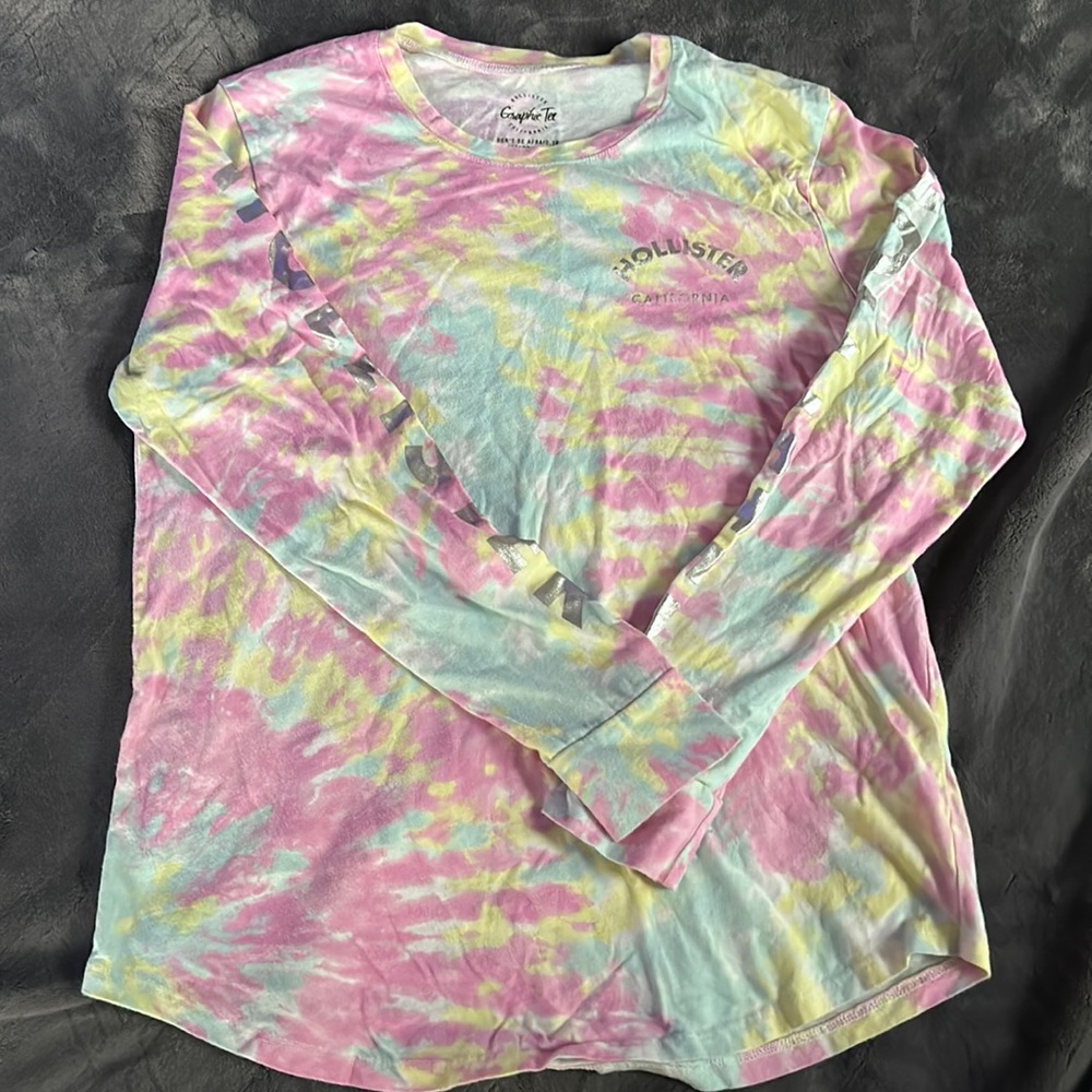 women’s hollister long sleeve